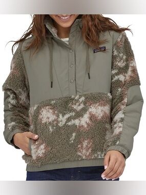 Patagonia Shelled Retro-X Fleece Pullover in Green Camo